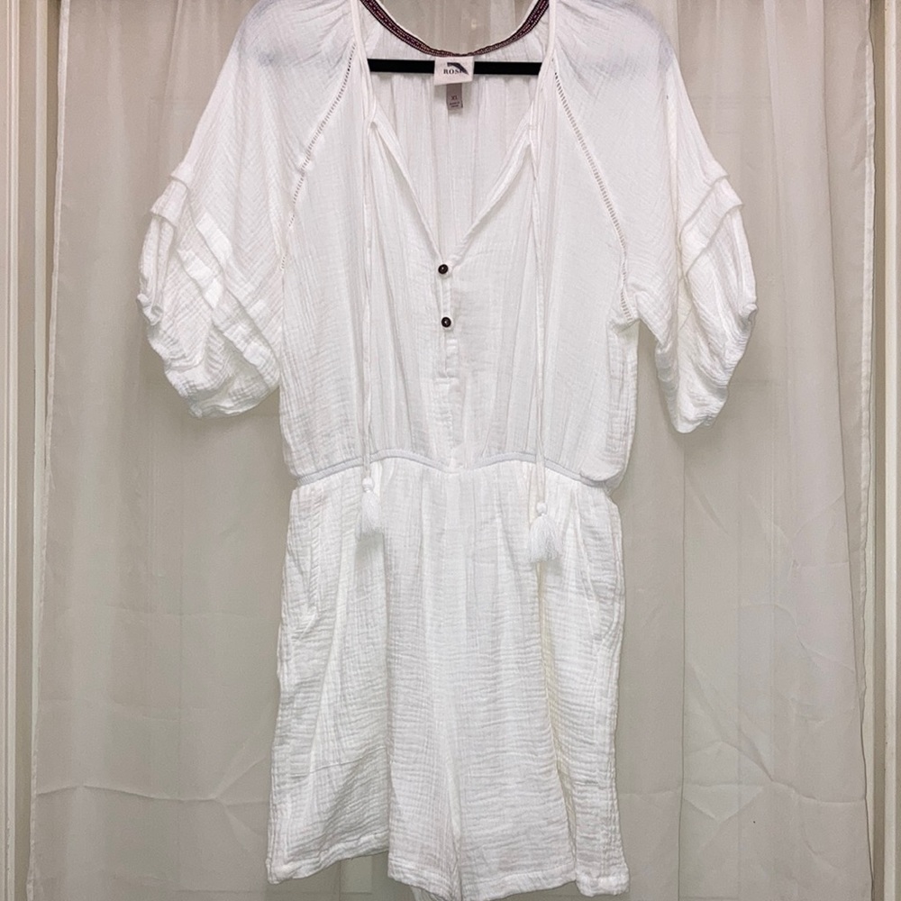 Knox Rose White Romper with Pockets  Size XL  NWOT